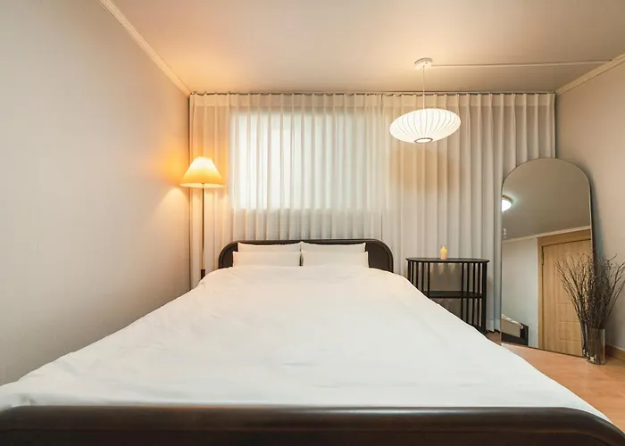 Gangnam Daechi Blessinghouse Villa
